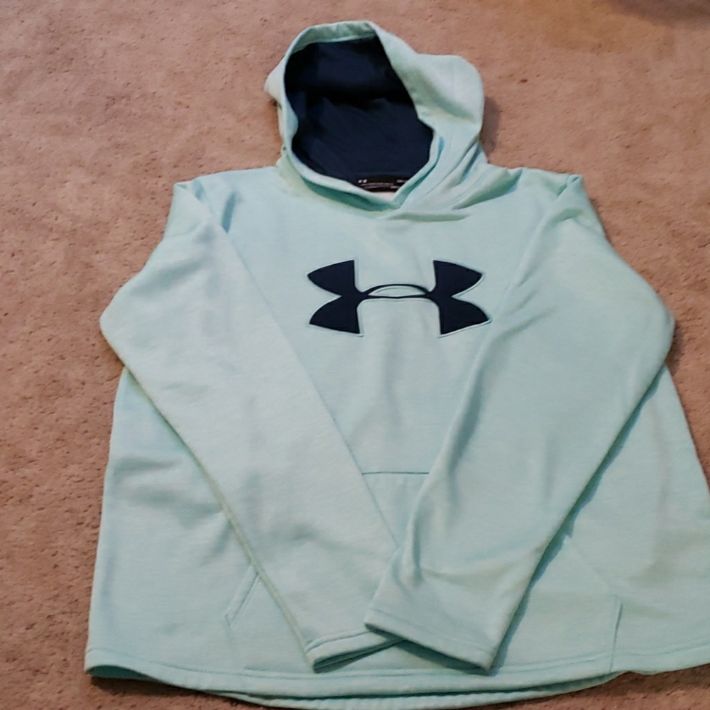 Under Armour Sweatshirt, Like New only worn once